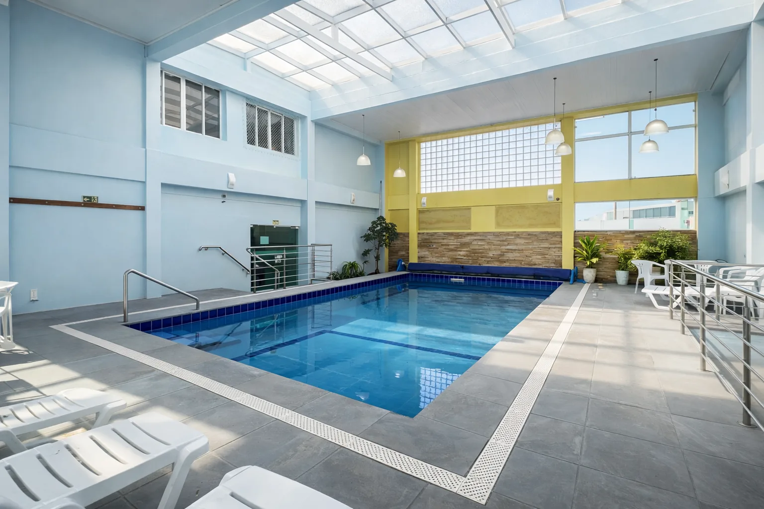 Piscina térmica do hotel