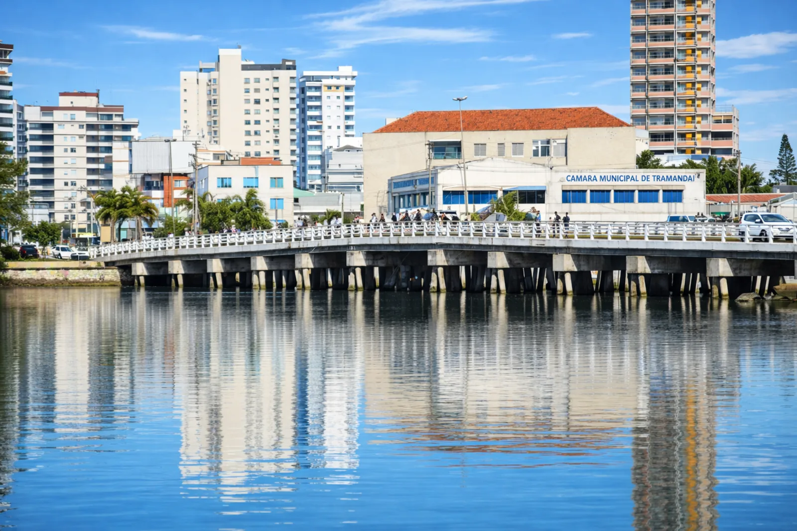 Ponte e rio em Tramandaí